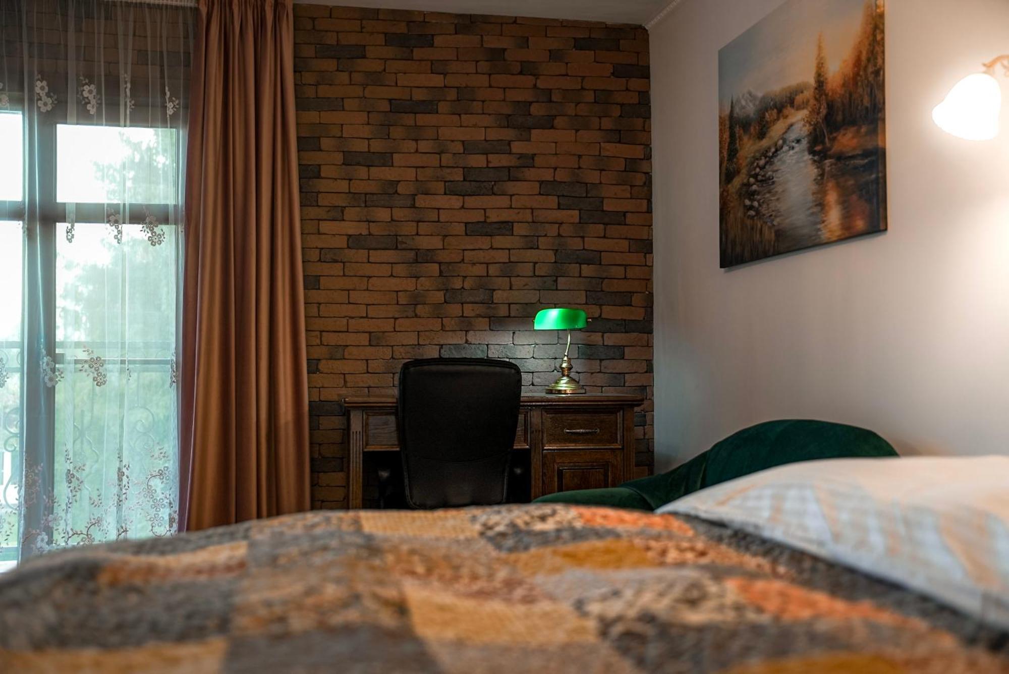 Boutique Marlen Bed and Breakfast Ghimbav Buitenkant foto