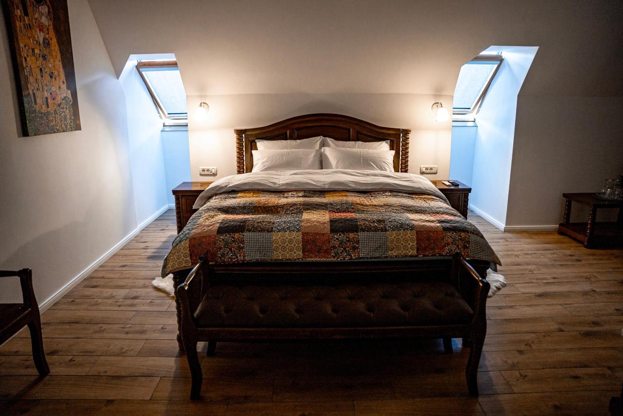 Boutique Marlen Bed and Breakfast Ghimbav Buitenkant foto