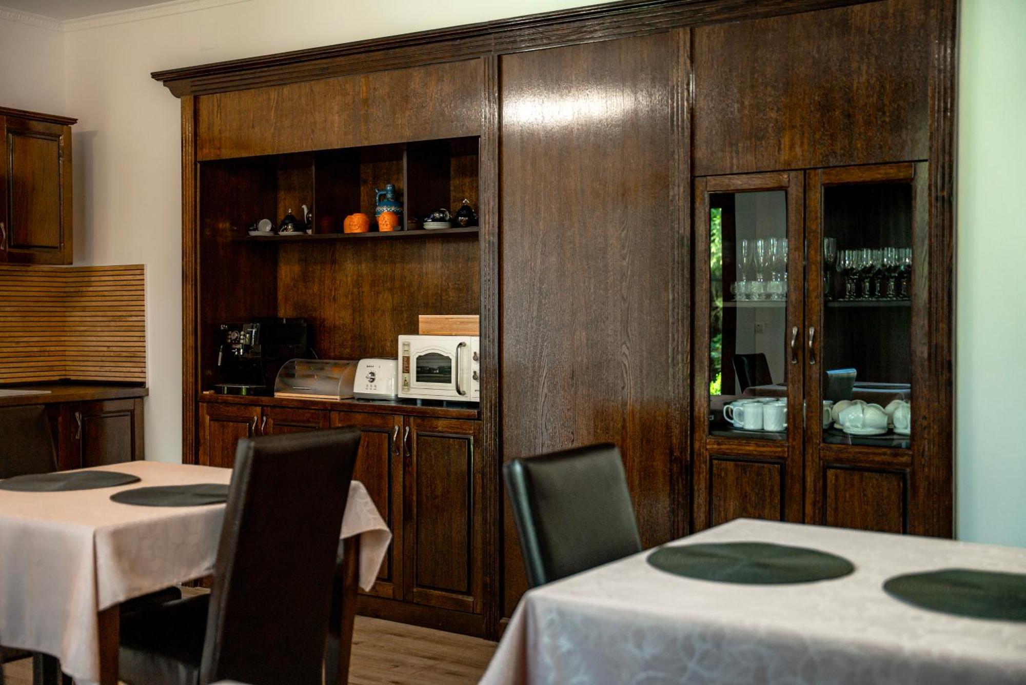 Boutique Marlen Bed and Breakfast Ghimbav Buitenkant foto
