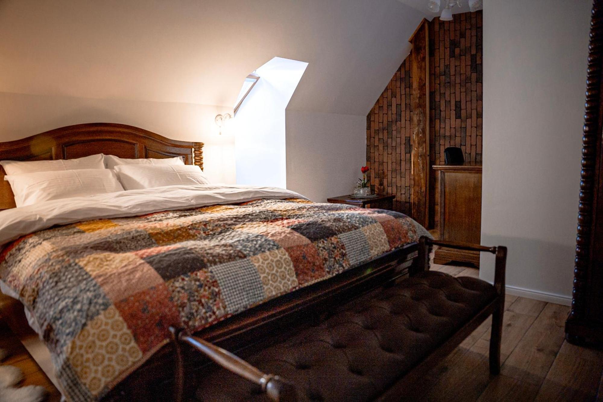 Boutique Marlen Bed and Breakfast Ghimbav Buitenkant foto