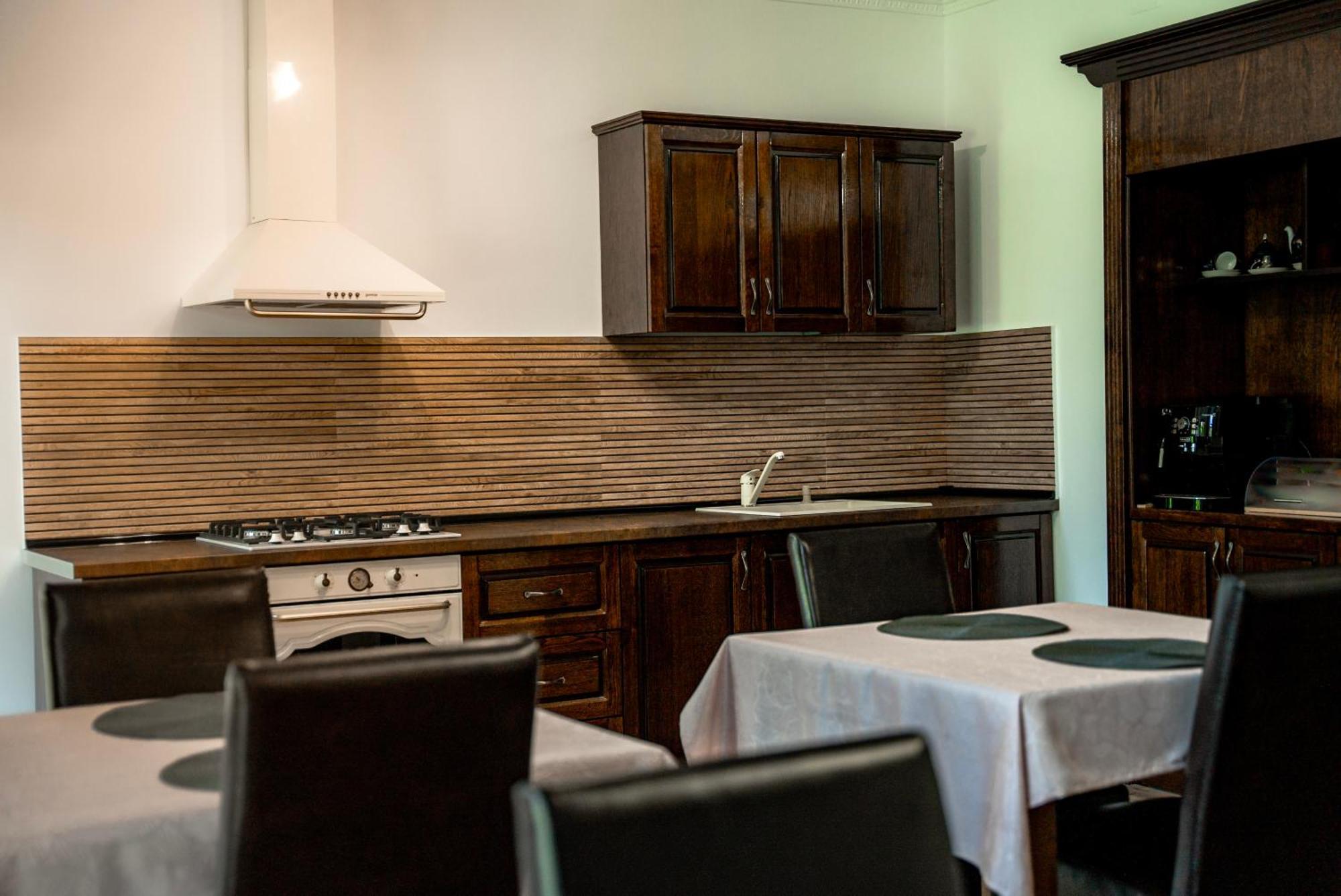 Boutique Marlen Bed and Breakfast Ghimbav Buitenkant foto