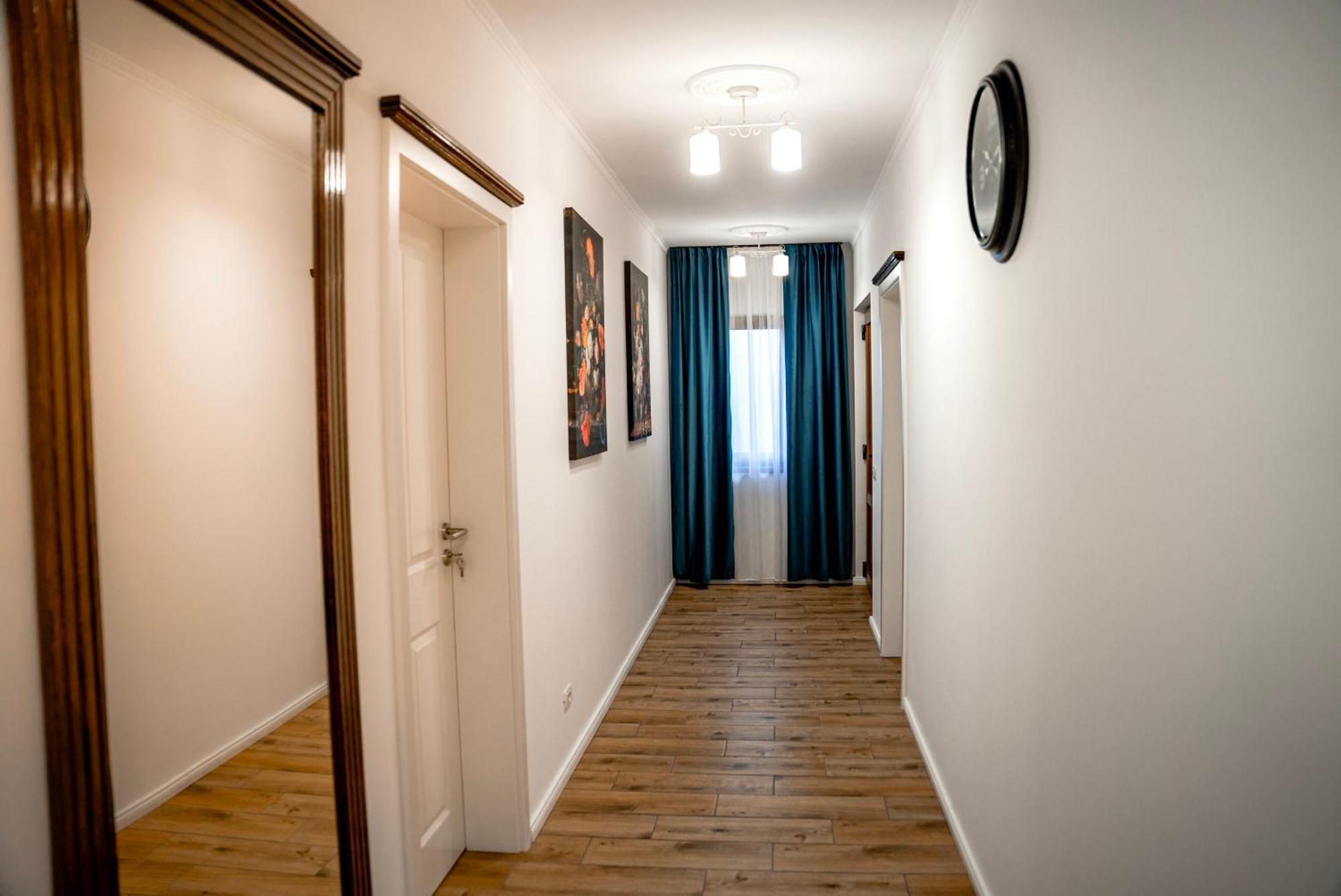 Boutique Marlen Bed and Breakfast Ghimbav Buitenkant foto