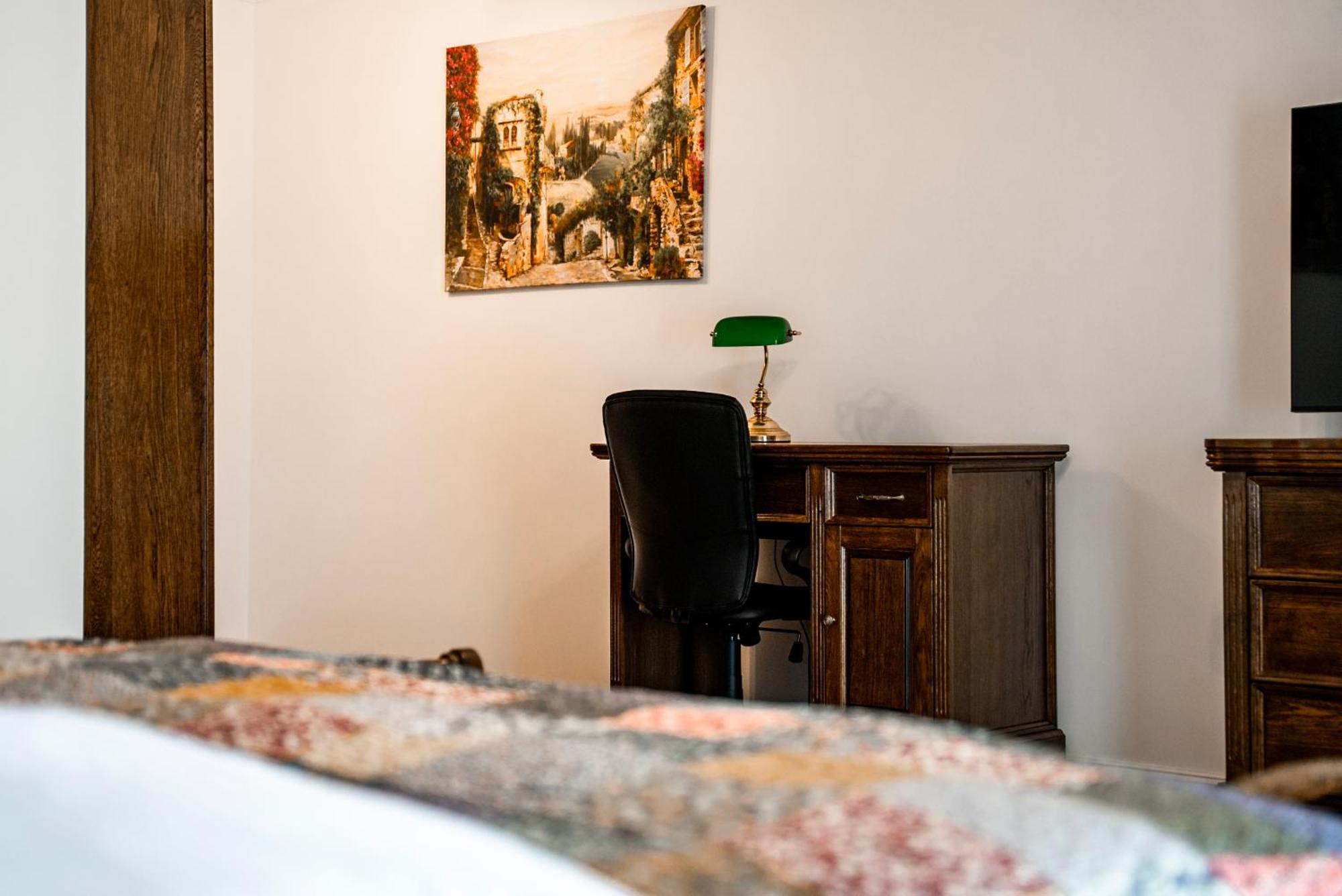 Boutique Marlen Bed and Breakfast Ghimbav Buitenkant foto